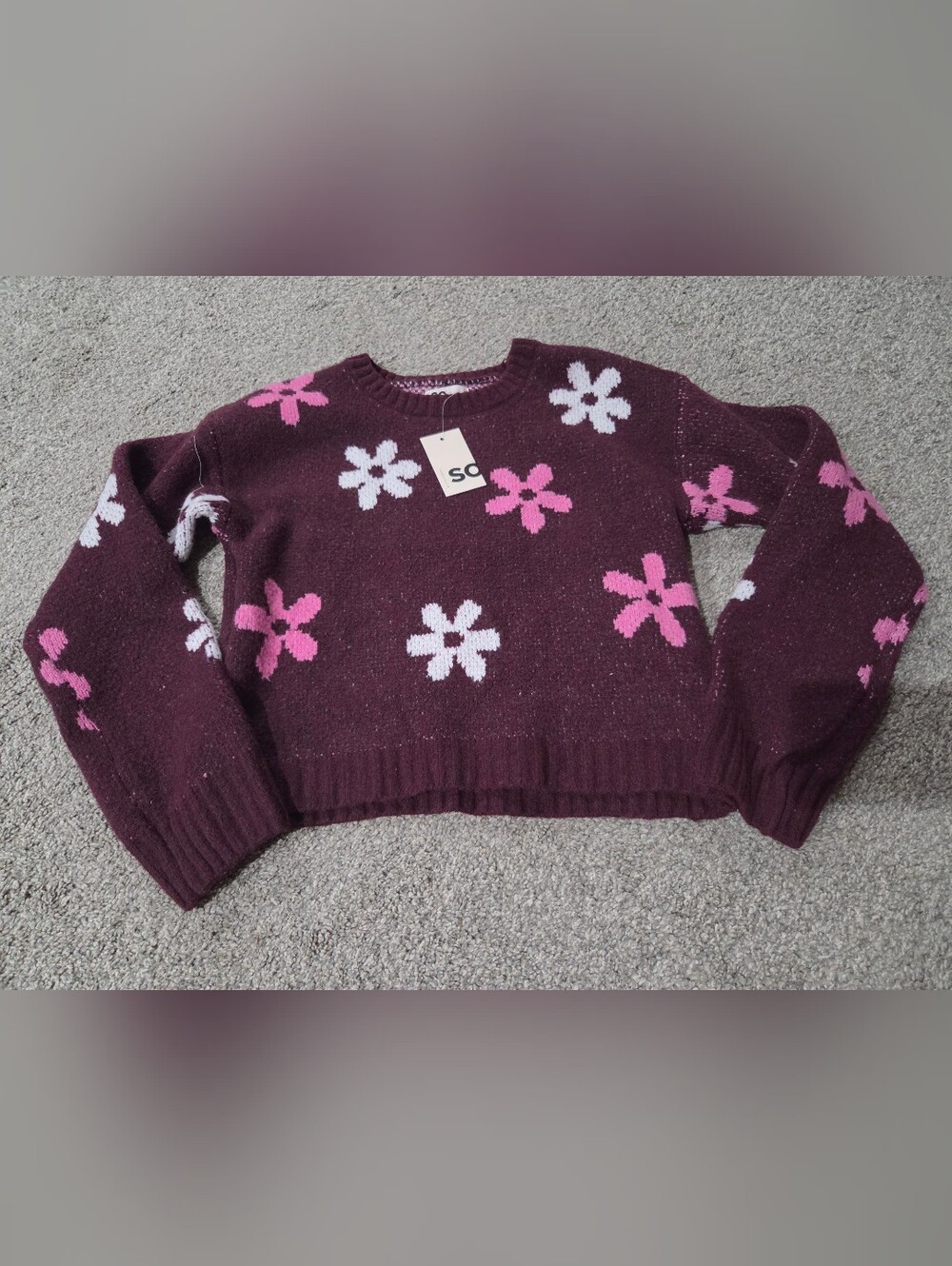 SO Plum Crewneck Sweater with Pink & White Floral Motif Size Small New